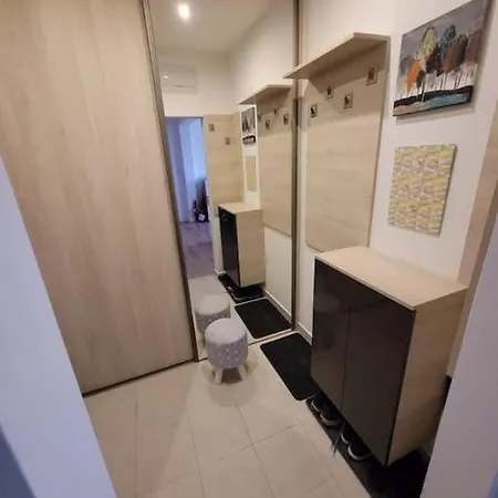 Apartment Cozy And Quiet In Wider Center