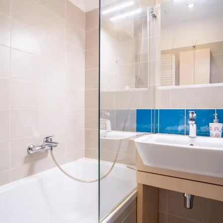 Cozy And Quiet In Wider Center Apartment Pressburg