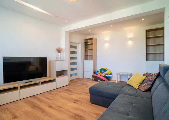 Daire Cozy And Quiet In Wider Center