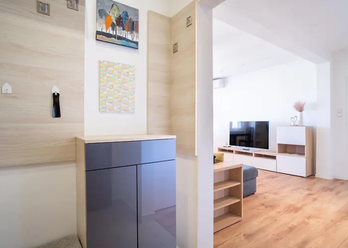 Cozy And Quiet In Wider Center * Bratislava