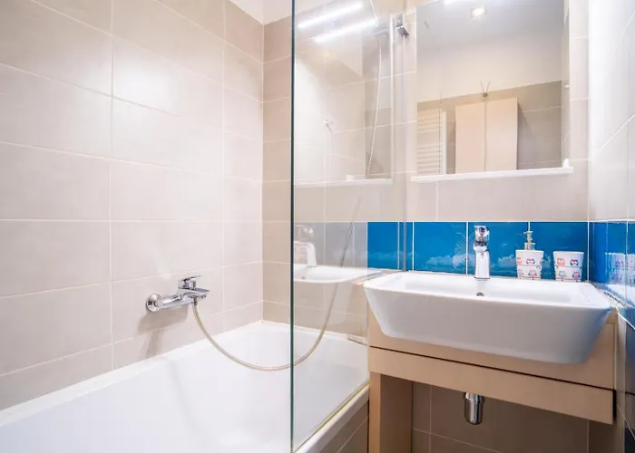 Cozy And Quiet In Wider Center Daire Bratislava