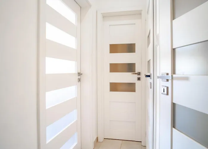 Cozy And Quiet In Wider Center *