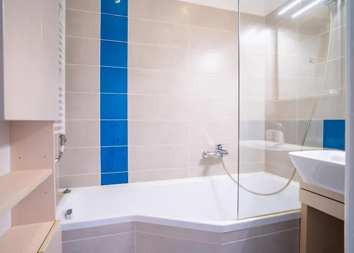 Cozy And Quiet In Wider Center Daire