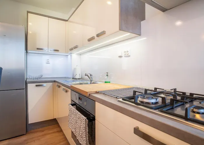 Cozy And Quiet In Wider Center Μπρατισλάβα